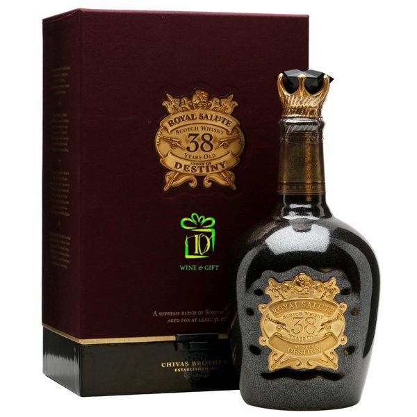 Chivas 38 Năm Royal Salute