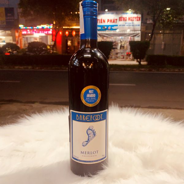 Rượu vang Mỹ Barefoot Varietal Merlot